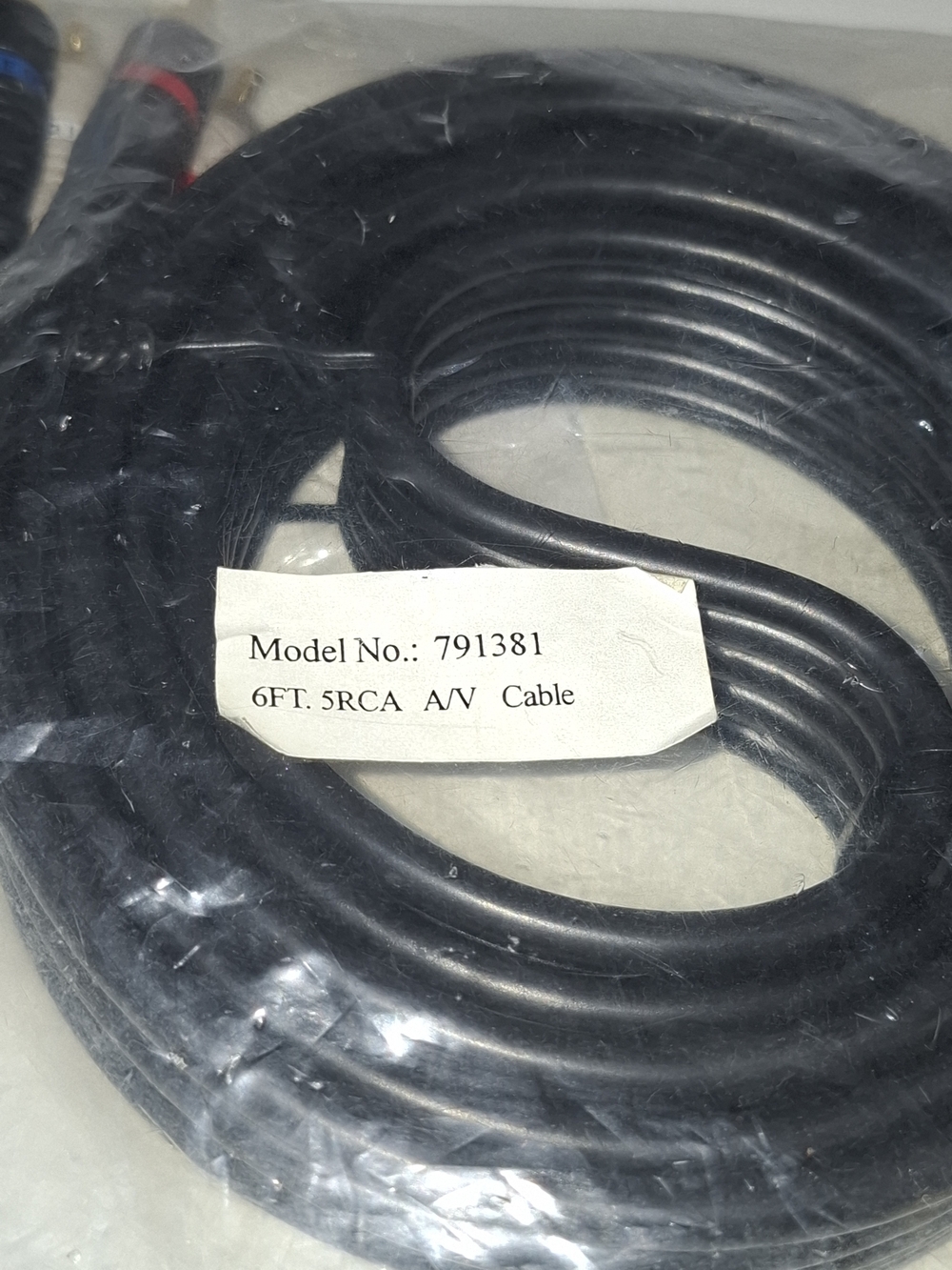 Vintage Black 6ft 5-RCA A/V Cable